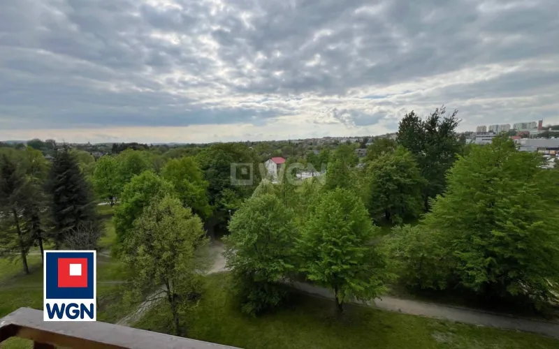Mieszkanie na  sprzedaż Chrzanów - Słoneczne mieszkanie na oś.Niepodległości w Chrzanowie w dobrej cenie!